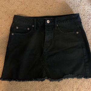 American Eagle black denim skirt
